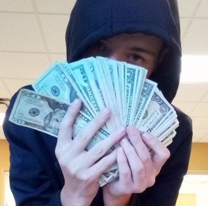 Meet your Posher, Chris